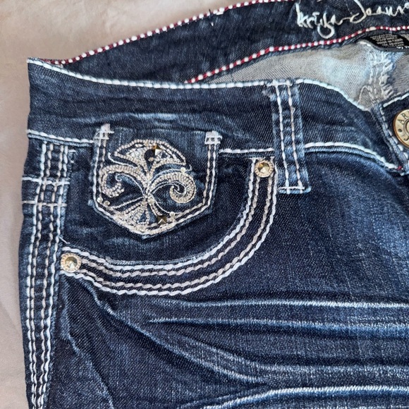 Fun & Funky Ariya Boot-cut/ Flared Cowgirl Jeans Size: 9/10 - Picture 2 of 9